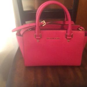 Michael Kors purse